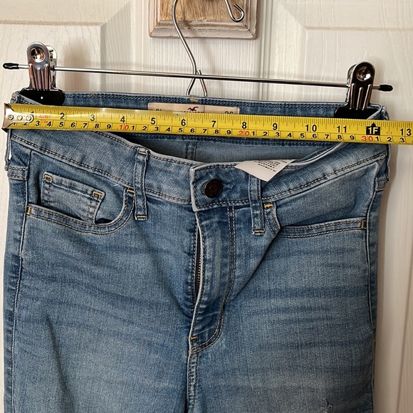 Hollister High Rise Super Skinny Jeans Size 3L - Picture 3 of 3